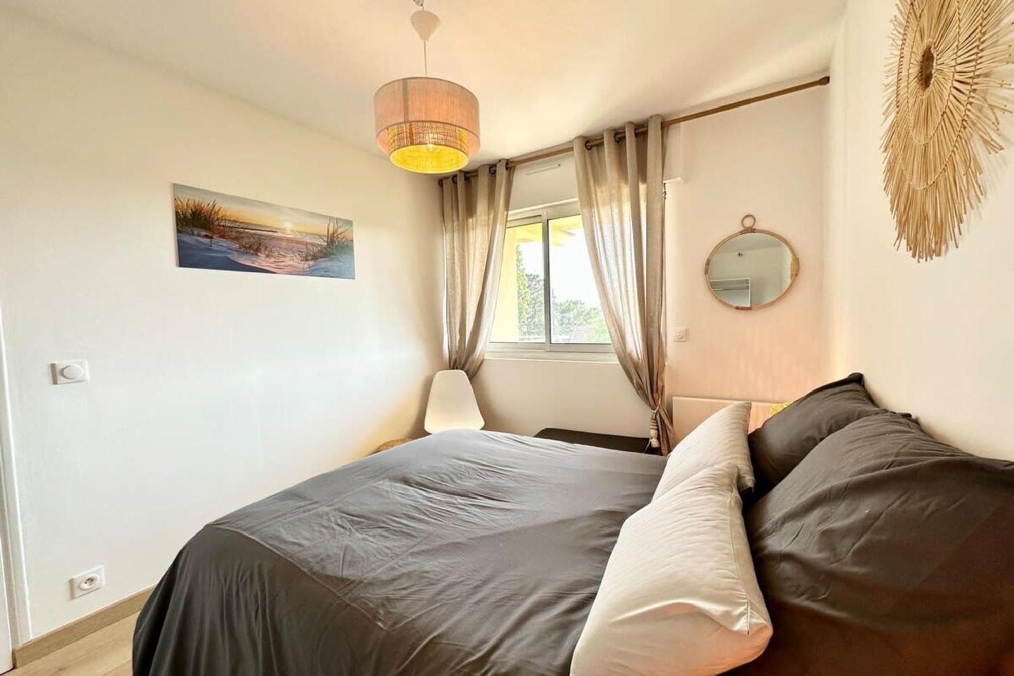 T2 Refait A Neuf A 2 Pas Du Bourg Et Des Plages Appartement *